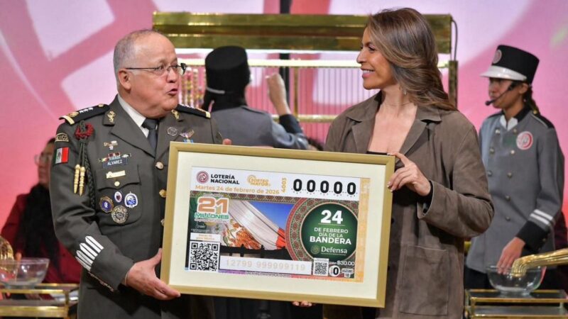 Lotería Nacional y Sedena conmemoran el Día de la Bandera con sorteo de 66 mdp