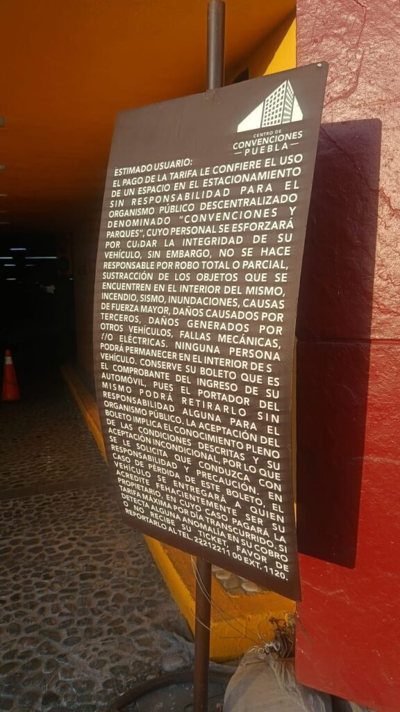 Estacionamiento del Centro de Convenciones Puebla