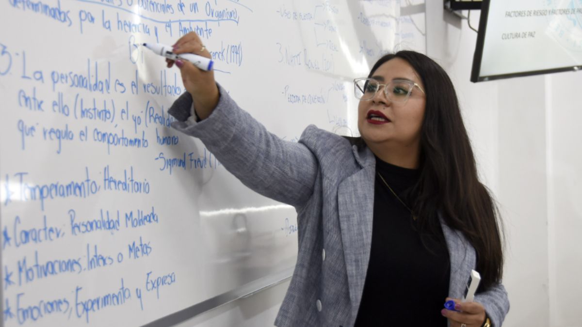 ¿Eres docente en Puebla Participa en estancias a EU este 2026