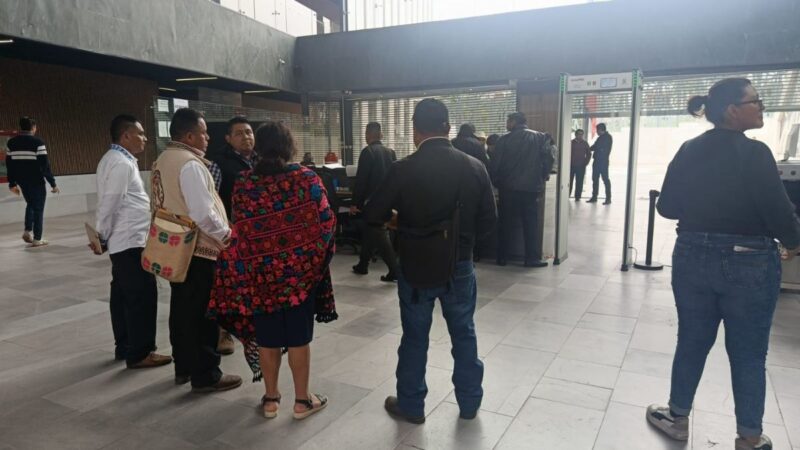 Pobladores de Hueyapan protestan en Congreso de Puebla por límites territoriales; Atempan pide respetar fallo de SCJN