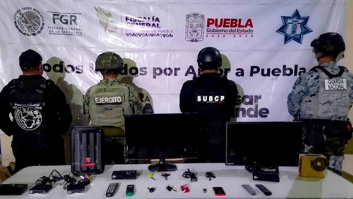 En penal de Acatlán, aseguran 2 pantallas, electrodomésticos y armas punzocortantes